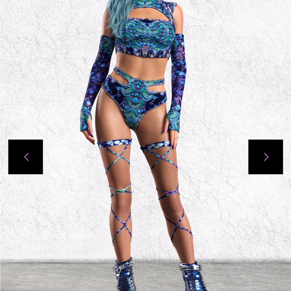 Never-worn CandyCatz Peecock Rave Set